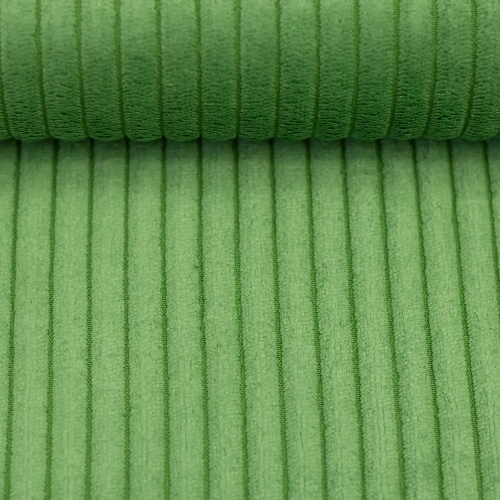 Cord-Samt | Wanja by Swafing | grün