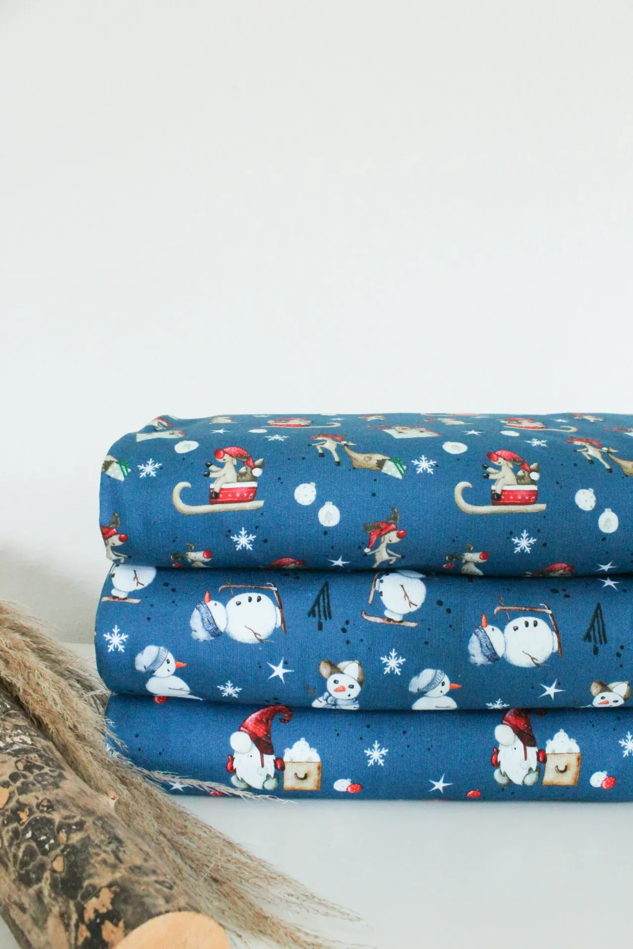 Winterwonderland by Sabine Marchal – Weihnachts- & Wintersweat in dunkelblau