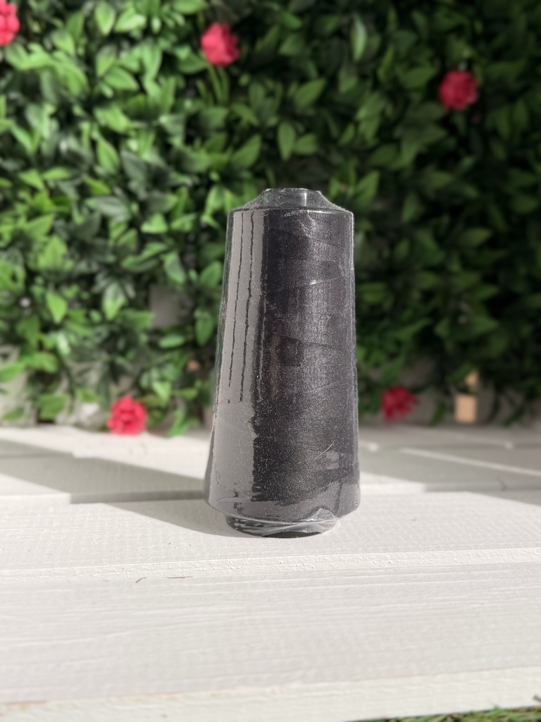 Yarn spools - 3000m | different colors | Overlock/Coverlock 01- black