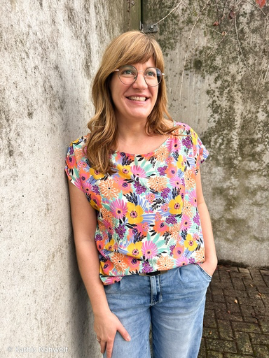 [084290-113009] Viskose-Webware | Julia by Swafing | weiß mit bunten Blumen